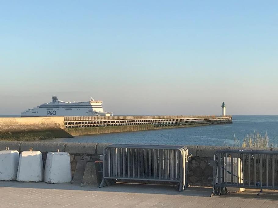 Apartamento Bienvenue Chez Moi Calais Exterior foto